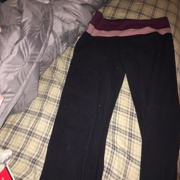 Lululemon lot SOLD - Picture 6 of 8